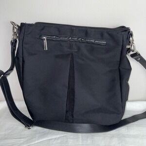 TRAVELPRO Black Crossbody Bag Lightweight Everyday Travel Purse‎ Crew Handbag